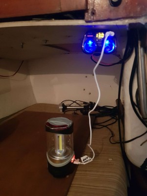 12v charging adaptor and LED lamp