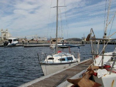 Lamu Lamu with large front hatch
