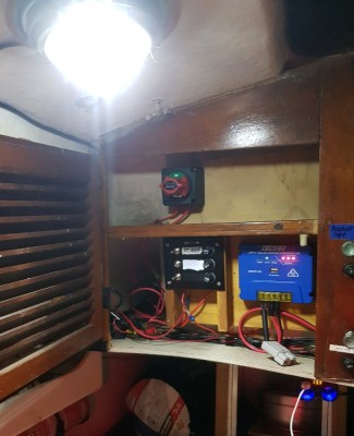 rps20240817_090436.jpg (106.83 KiB) Viewed 11780 times Yeria Dome LED , MPPT solar controller